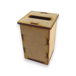 Alcancia chica 5x5x8cm. MDF 3mm