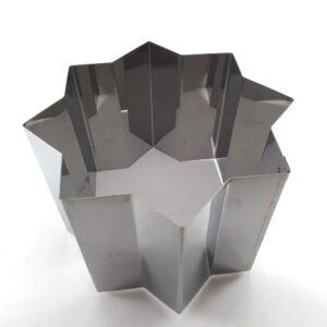 Molde de acero inoxidable cuadrado con puntas 10 x 10 cm. alt. 10 cm. V160