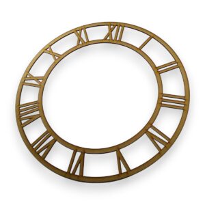 Reloj calado numeros romanos con fondo MDF 3mm diámetro 50cm.