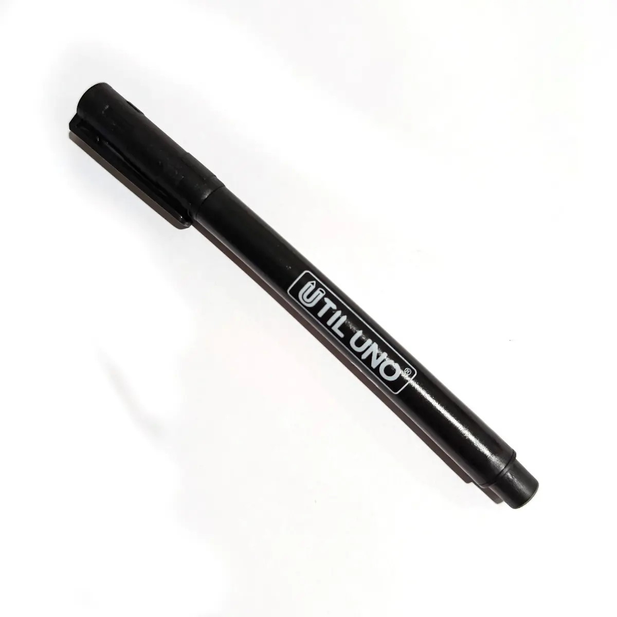 Marcador indeleble Util-Uno microfibra 1mm
