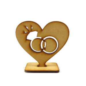Figura con pie 8 cm. Romantico N° 24 Corazon con anillos